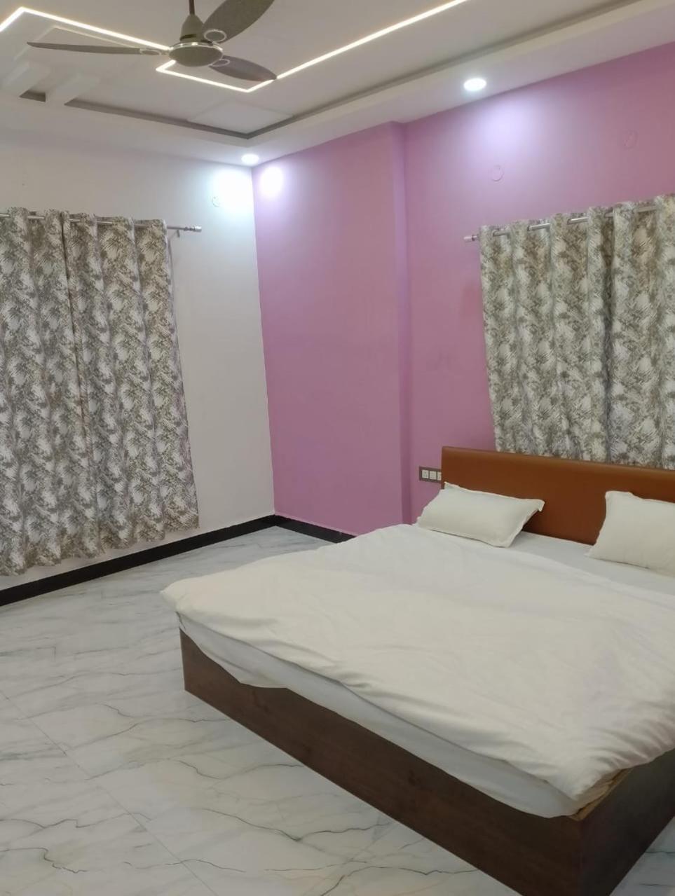 Hotel Moonlight & Restaurant Sehore ภายนอก รูปภาพ